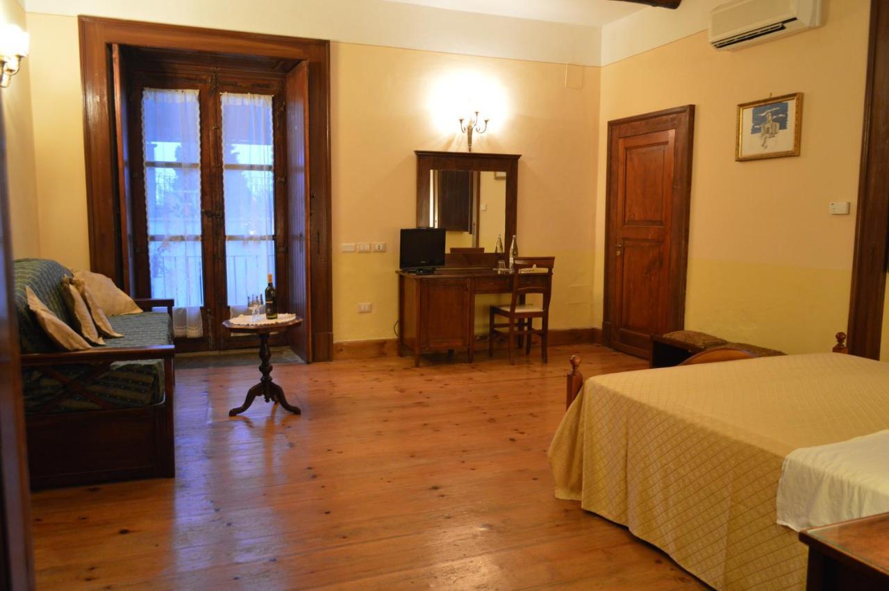 Villa Florio Parghelia Eksteriør billede