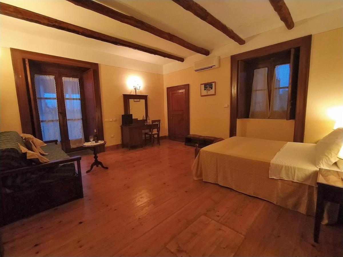 Villa Florio Parghelia Eksteriør billede