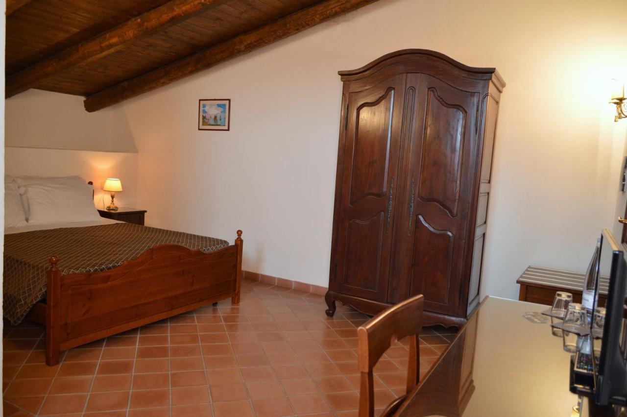 Villa Florio Parghelia Eksteriør billede